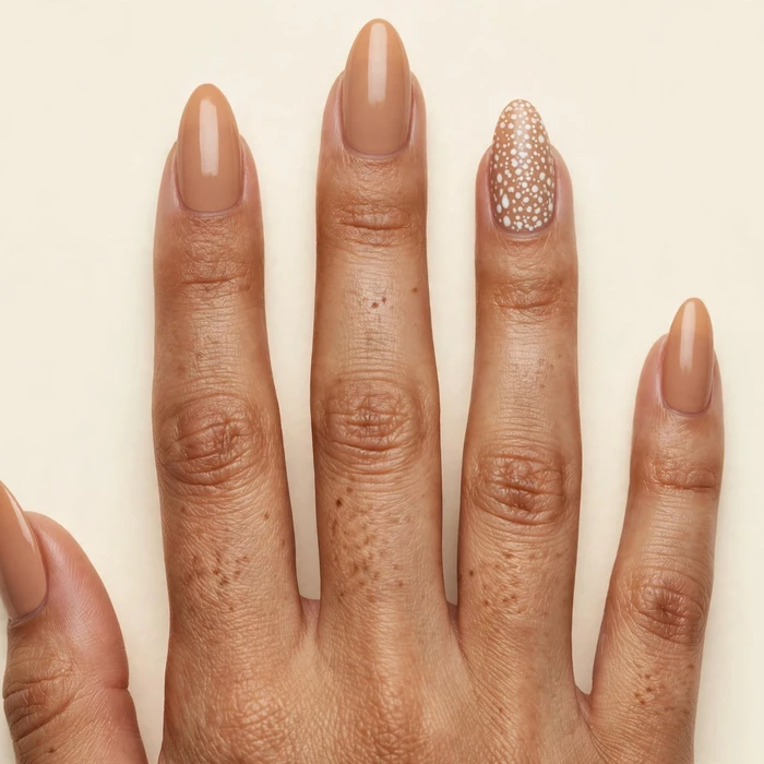 Single Accent-Nail Fawn Spots