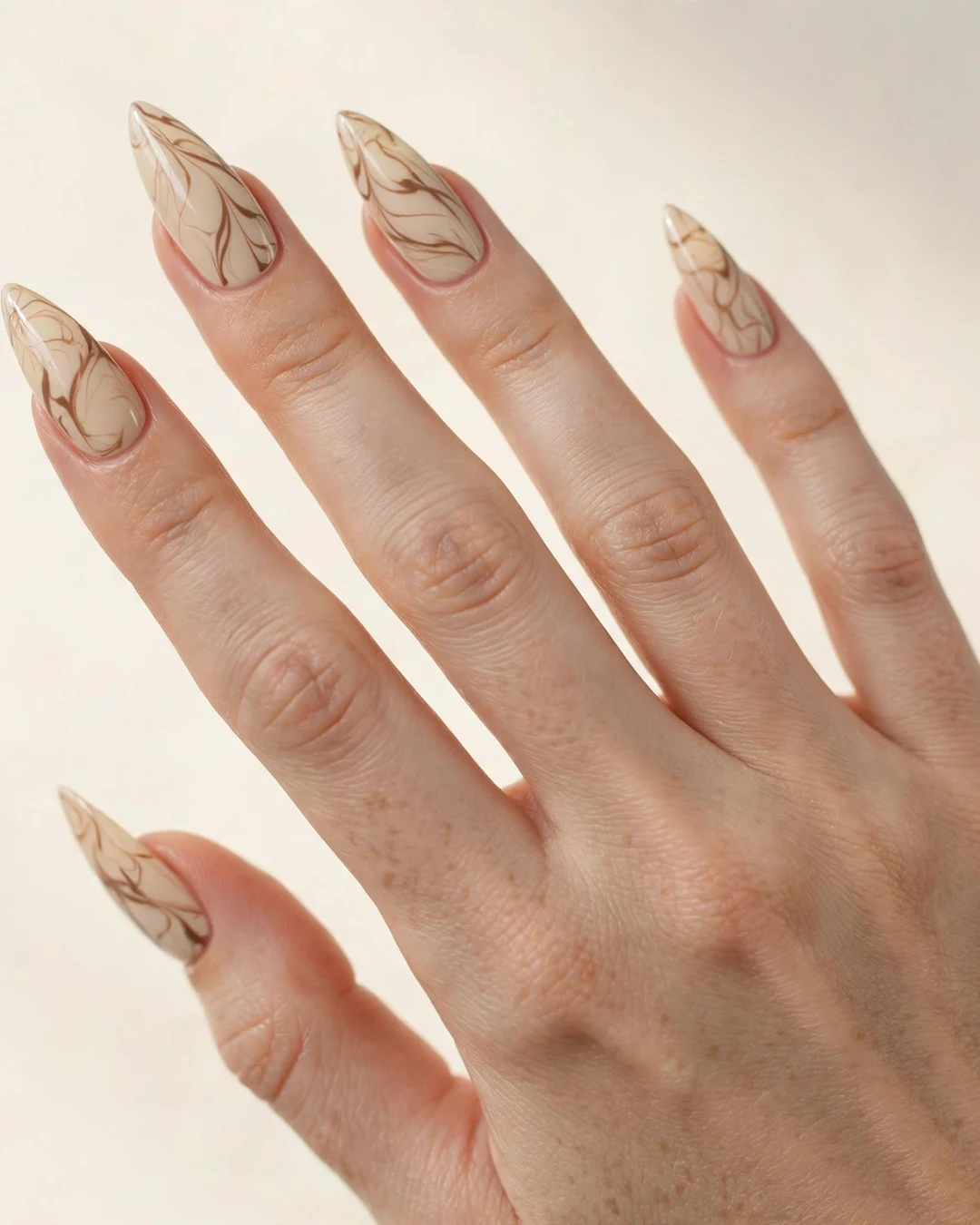 Latte Art Stiletto Marble