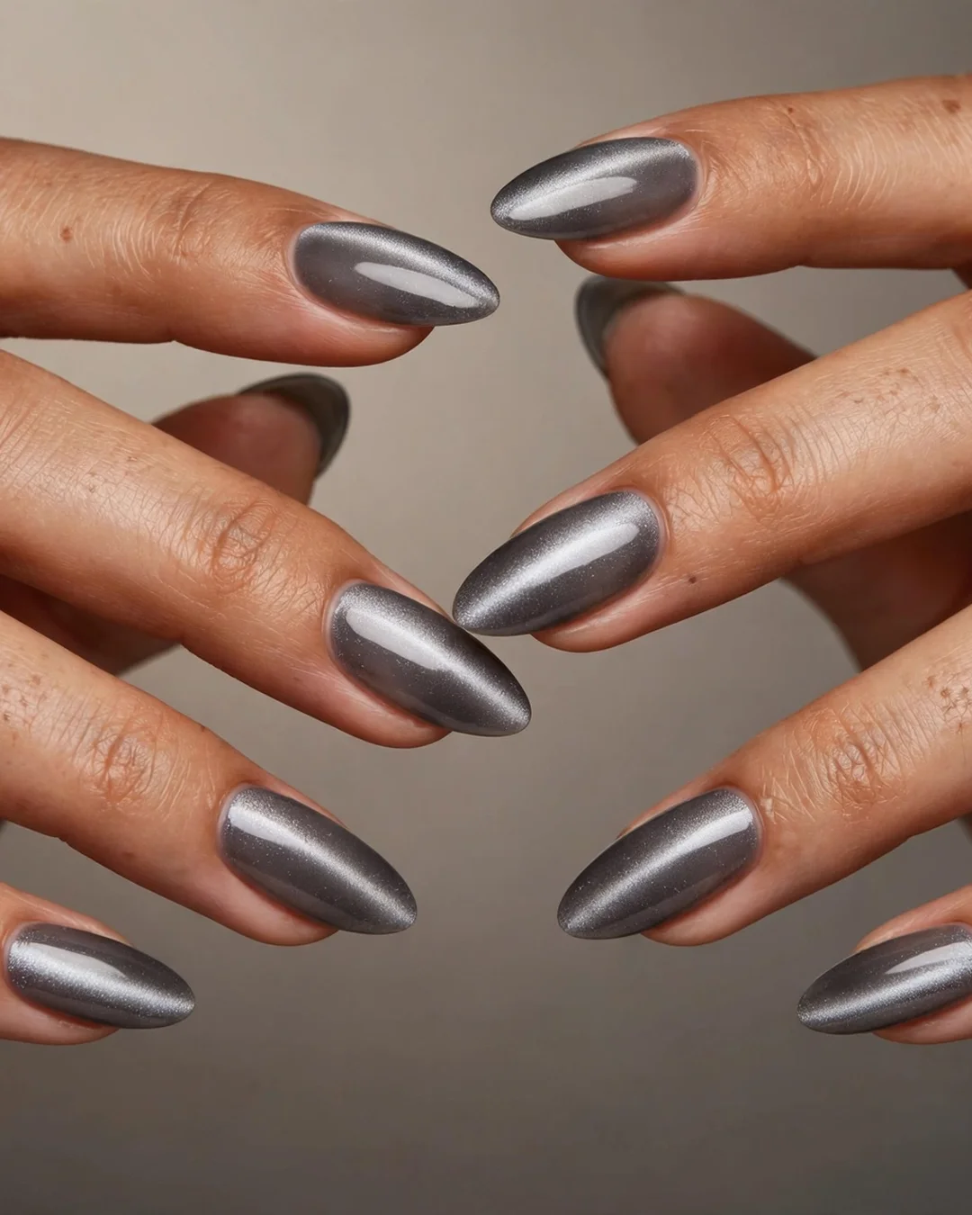 Smoky Quartz Velvet Cat-Eye